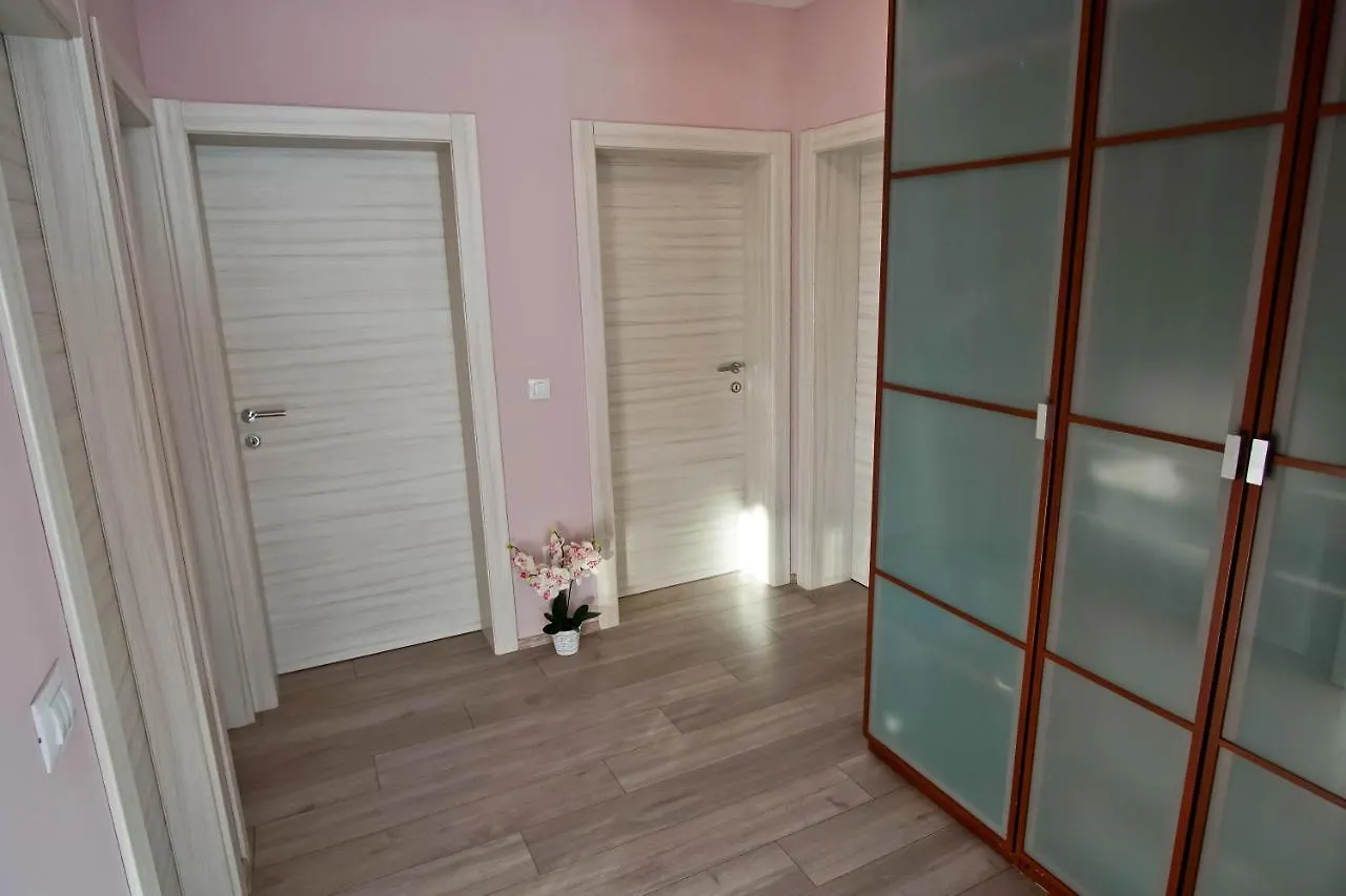 House Monte Cherpo Pula Holiday home