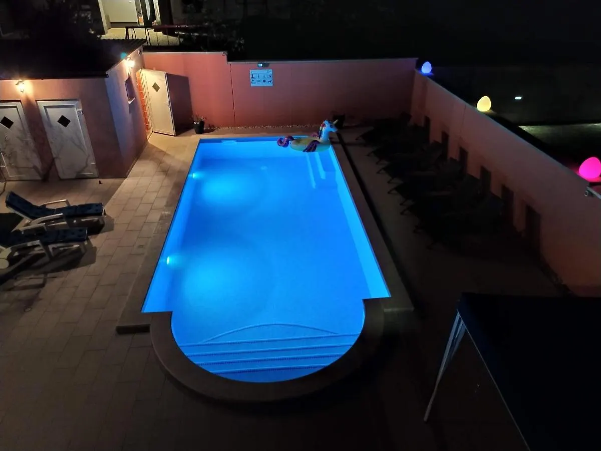 House Monte Cherpo Pula Holiday home