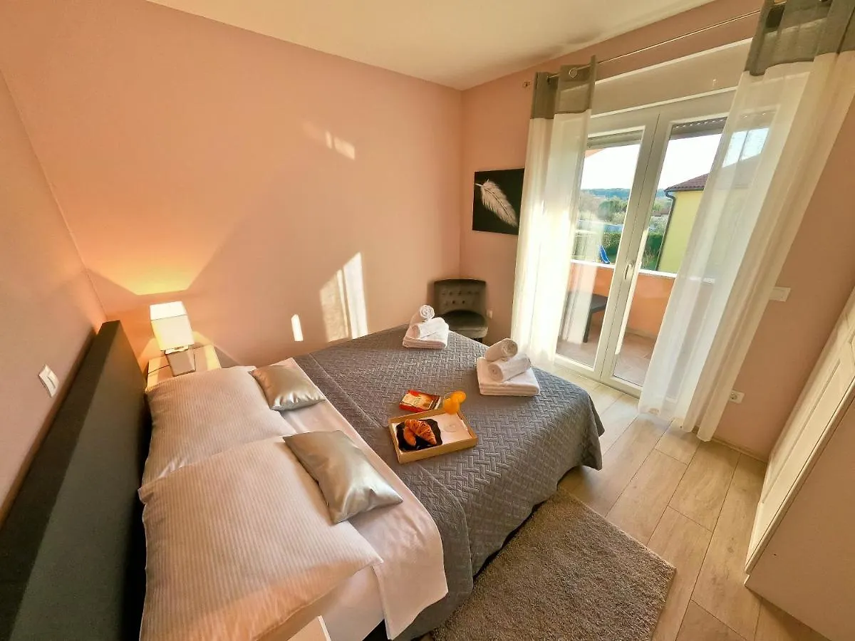 בית נופש PUY House Monte Cherpo