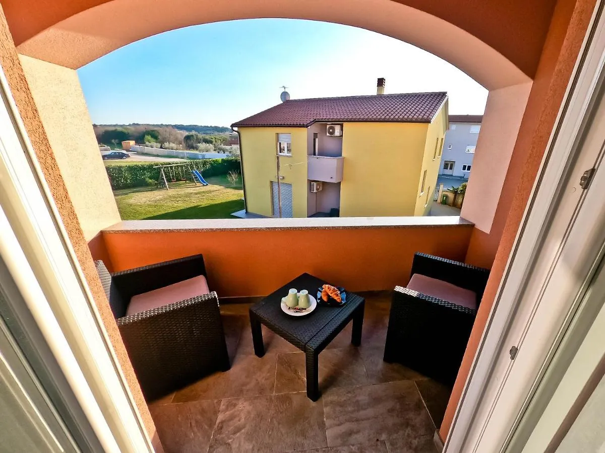 בית נופש PUY House Monte Cherpo