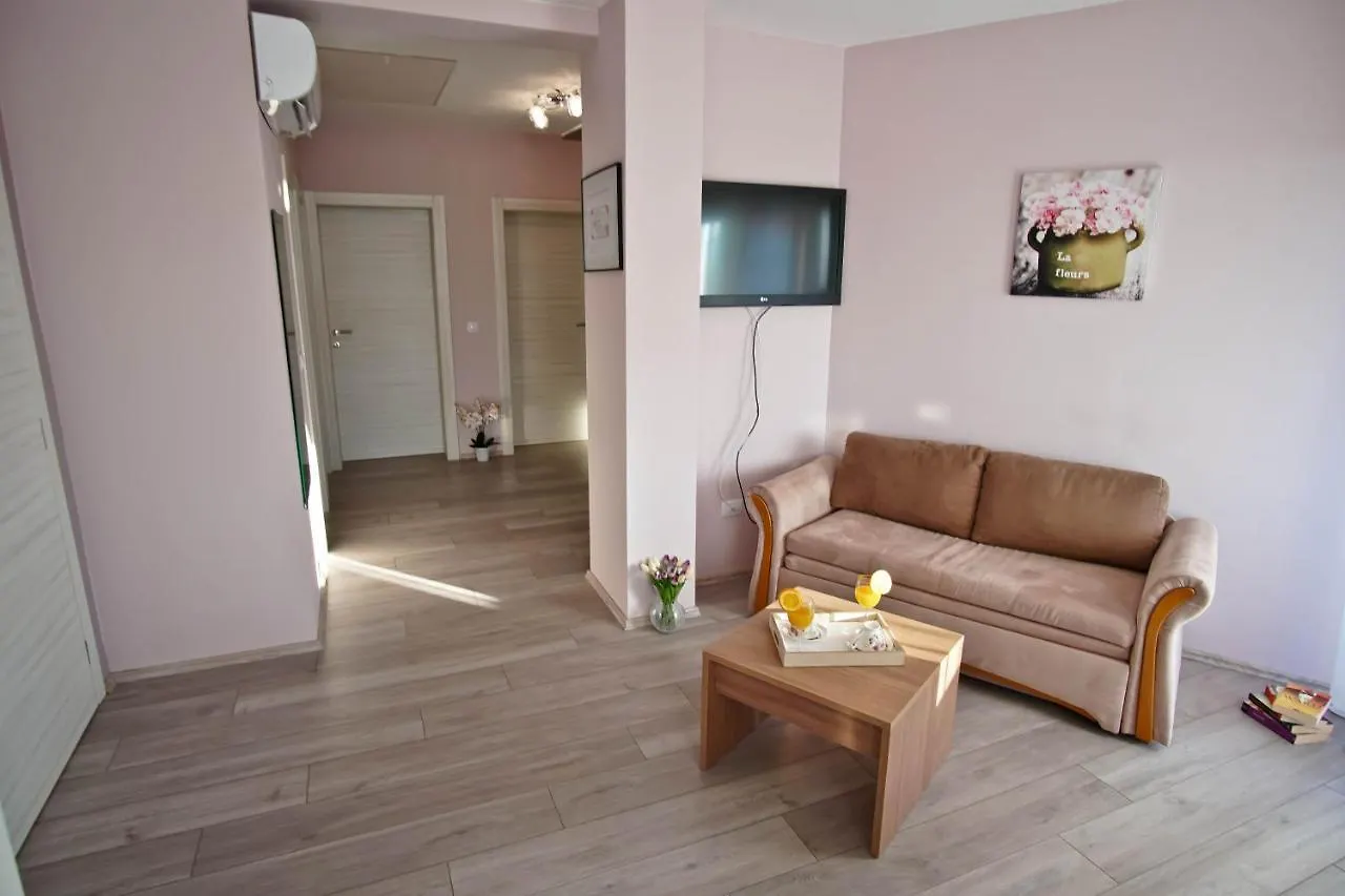 בית נופש PUY House Monte Cherpo קרואטיה